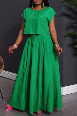 Plus Size Solid Green Two-Piece Skirt Set